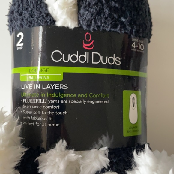 CUDDL DUDS plush filled slipper socks black 2 pair size 4-10 - Picture 4 of 5